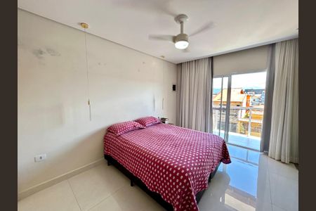 Casa à venda com 223m², 3 quartos e 3 vagasQuarto Suíte