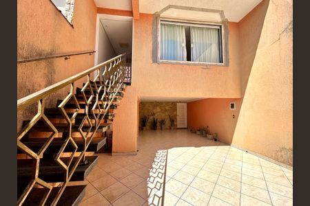 Casa à venda com 223m², 3 quartos e 3 vagasGaragem 