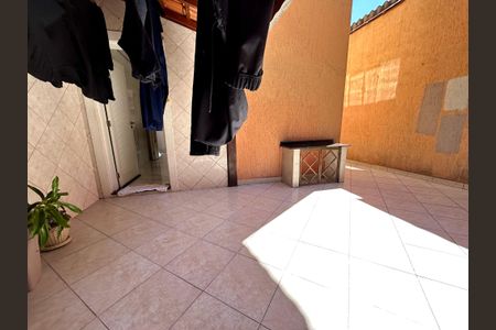 Casa à venda com 223m², 3 quartos e 3 vagasÁrea de Serviço