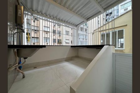 Apartamento à venda com 135m², 4 quartos e 1 vagaÁrea de serviço