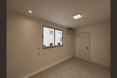 Apartamento à venda com 135m², 4 quartos e 1 vagaSuíte