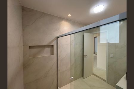 Apartamento à venda com 135m², 4 quartos e 1 vagaBanheiro social