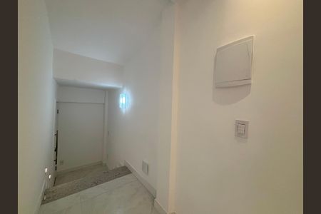 Apartamento à venda com 135m², 4 quartos e 1 vagaHall de entrada