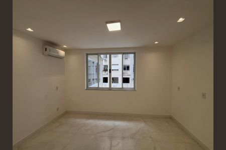 Apartamento à venda com 135m², 4 quartos e 1 vagaQuarto 2