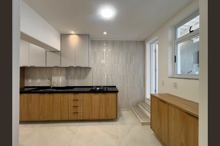 Apartamento à venda com 135m², 4 quartos e 1 vagaCozinha