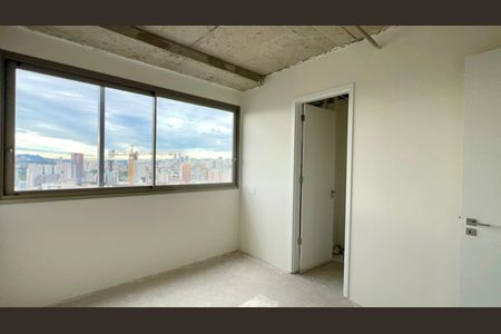 Apartamento à venda com 233m², 3 quartos e 3 vagas Apartamento à venda com 233m², 3 quartos e 3 vagasSuíte 1