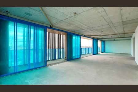 Apartamento à venda com 233m², 3 quartos e 3 vagas Apartamento à venda com 233m², 3 quartos e 3 vagasSala