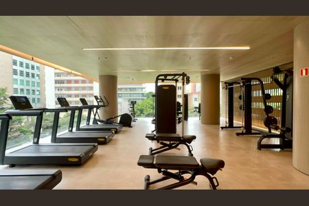 Apartamento à venda com 233m², 3 quartos e 3 vagas Apartamento à venda com 233m², 3 quartos e 3 vagasAcademia