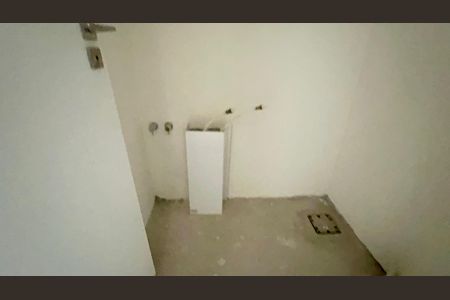 Apartamento à venda com 233m², 3 quartos e 3 vagas Apartamento à venda com 233m², 3 quartos e 3 vagasLavabo