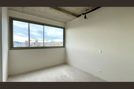 Apartamento à venda com 233m², 3 quartos e 3 vagas Apartamento à venda com 233m², 3 quartos e 3 vagasSuíte 2