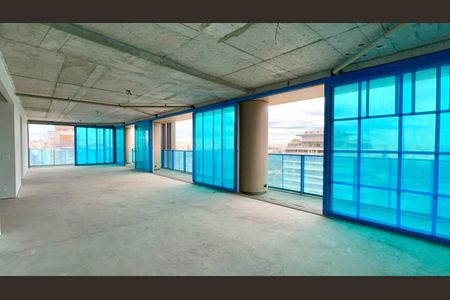 Apartamento à venda com 233m², 3 quartos e 3 vagas Apartamento à venda com 233m², 3 quartos e 3 vagasSala