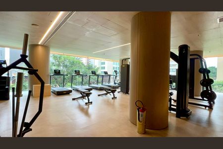 Apartamento à venda com 233m², 3 quartos e 3 vagas Apartamento à venda com 233m², 3 quartos e 3 vagasAcademia