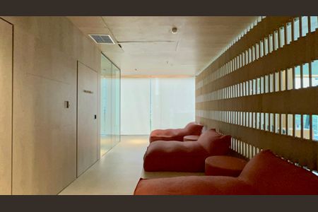 Apartamento à venda com 233m², 3 quartos e 3 vagas Apartamento à venda com 233m², 3 quartos e 3 vagasSpa