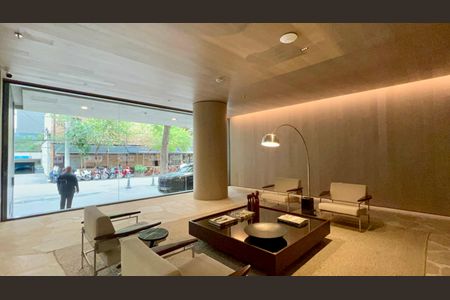 Apartamento à venda com 233m², 3 quartos e 3 vagas Apartamento à venda com 233m², 3 quartos e 3 vagasHall de entrada