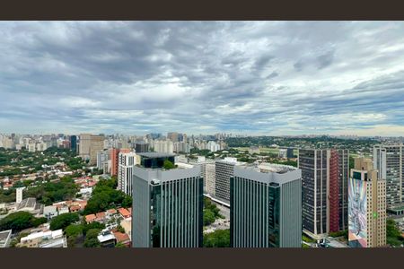 Apartamento à venda com 233m², 3 quartos e 3 vagas Apartamento à venda com 233m², 3 quartos e 3 vagasVista da Varanda