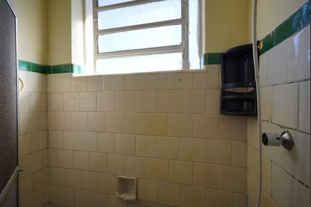 Apartamento para alugar com 90m², 2 quartos e sem vagaBanheiro