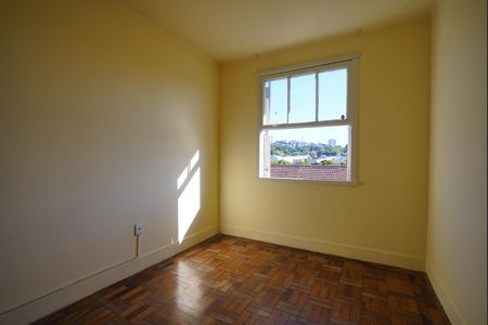 Quarto 1 de apartamento para alugar com 2 quartos, 90m² em Menino Deus, Porto Alegre