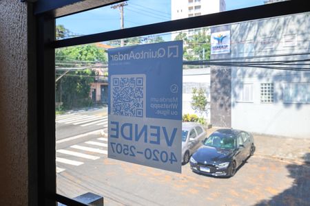 Casa à venda com 196m², 3 quartos e 2 vagas Casa à venda com 196m², 3 quartos e 2 vagasPlaca