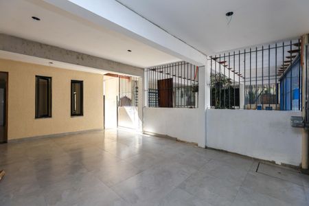 Casa à venda com 196m², 3 quartos e 2 vagas Casa à venda com 196m², 3 quartos e 2 vagasGaragem