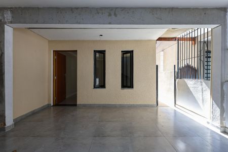 Casa à venda com 196m², 3 quartos e 2 vagas Casa à venda com 196m², 3 quartos e 2 vagasGaragem