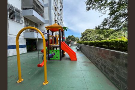 Apartamento à venda com 70m², 2 quartos e 1 vagaÁrea comum - Playground