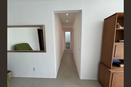 Apartamento à venda com 70m², 2 quartos e 1 vagaCorredor