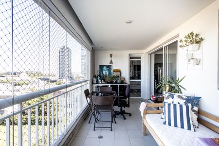 Apartamento à venda com 78m², 1 quarto e 1 vagaVaranda