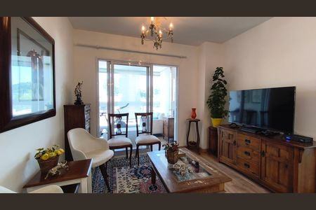 Apartamento à venda com 92m², 2 quartos e 2 vagasSala