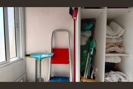 Apartamento à venda com 92m², 2 quartos e 2 vagasÁrea de Serviço