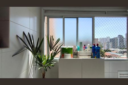 Apartamento à venda com 92m², 2 quartos e 2 vagasÁrea de Serviço