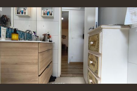 Apartamento à venda com 92m², 2 quartos e 2 vagasBanheiro da Suíte