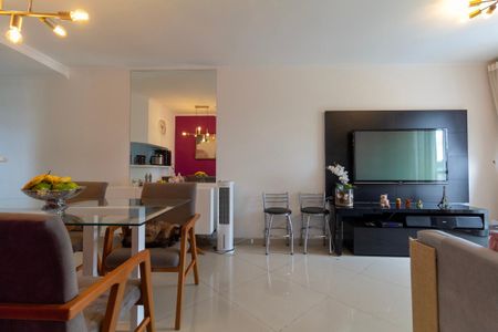 Apartamento à venda com 50m², 2 quartos e 1 vaga Apartamento à venda com 50m², 2 quartos e 1 vagaSala