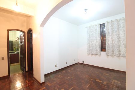 Casa à venda com 450m², 4 quartos e 4 vagasCorredor - Hall