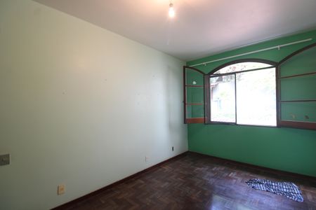 Casa à venda com 450m², 4 quartos e 4 vagasQuarto 1
