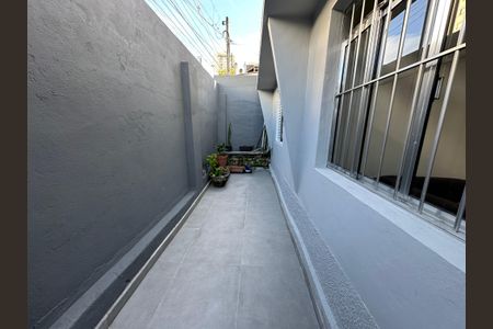 Casa à venda com 125m², 2 quartos e 2 vagas Casa à venda com 125m², 2 quartos e 2 vagasQuintal