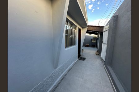 Casa à venda com 125m², 2 quartos e 2 vagas Casa à venda com 125m², 2 quartos e 2 vagasQuintal