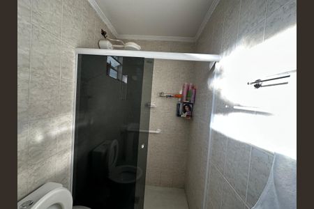 Casa à venda com 125m², 2 quartos e 2 vagas Casa à venda com 125m², 2 quartos e 2 vagasBanheiro