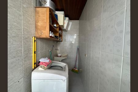 Casa à venda com 125m², 2 quartos e 2 vagas Casa à venda com 125m², 2 quartos e 2 vagasÁrea de Serviço