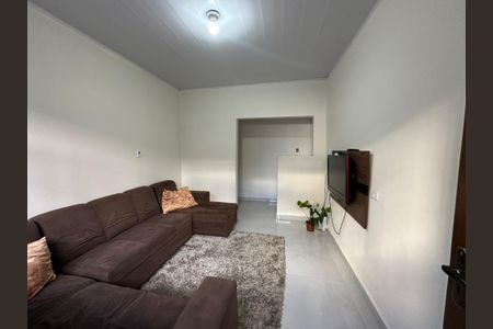 Casa à venda com 125m², 2 quartos e 2 vagas Casa à venda com 125m², 2 quartos e 2 vagasSala