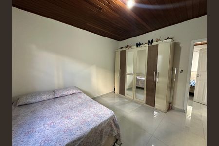 Casa à venda com 125m², 2 quartos e 2 vagas Casa à venda com 125m², 2 quartos e 2 vagasQuarto 1