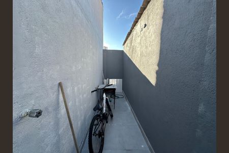 Casa à venda com 125m², 2 quartos e 2 vagas Casa à venda com 125m², 2 quartos e 2 vagasQuintal