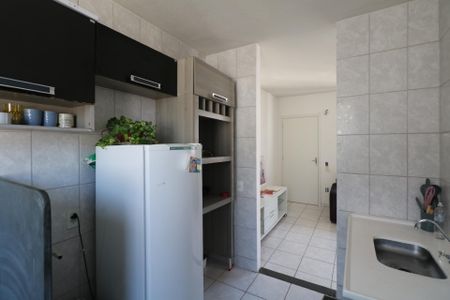 Apartamento à venda com 48m², 2 quartos e 1 vaga Apartamento à venda com 48m², 2 quartos e 1 vagaCozinha
