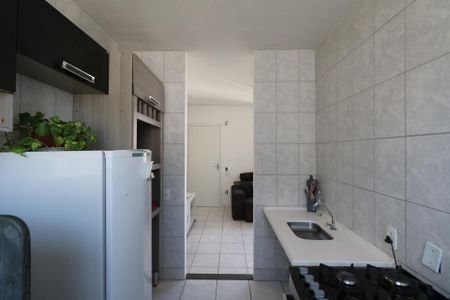Apartamento à venda com 48m², 2 quartos e 1 vaga Apartamento à venda com 48m², 2 quartos e 1 vagaCozinha