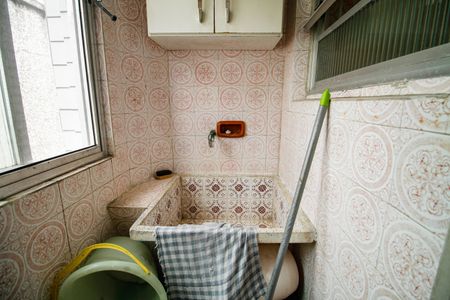 Apartamento para alugar com 70m², 2 quartos e 1 vaga