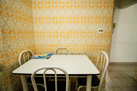 Apartamento para alugar com 70m², 2 quartos e 1 vaga