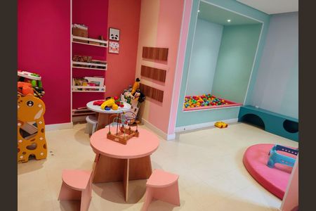 Apartamento para alugar com 36m², 2 quartos e sem vaga