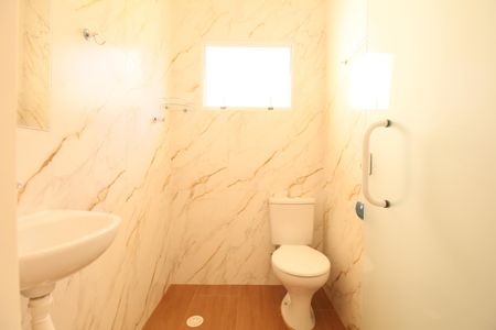 Casa para alugar com 118m², 2 quartos e 2 vagasBanheiro de Serviço
