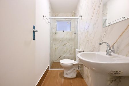 Casa para alugar com 118m², 2 quartos e 2 vagasBanheiro