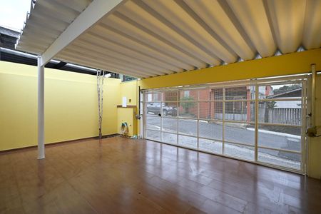 Casa para alugar com 118m², 2 quartos e 2 vagasGaragem
