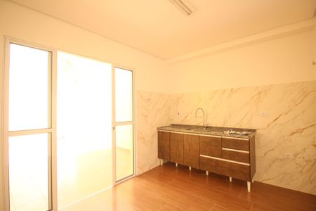Casa para alugar com 118m², 2 quartos e 2 vagasCozinha